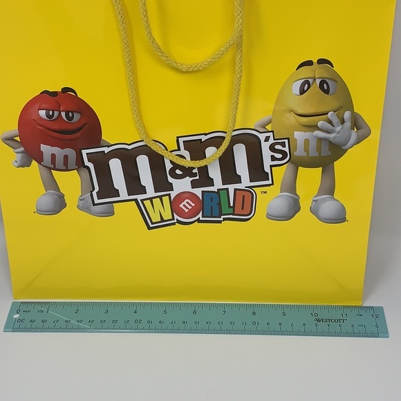 5 M&M’s World medium paper bags for party favors used - Picture 6 of 16